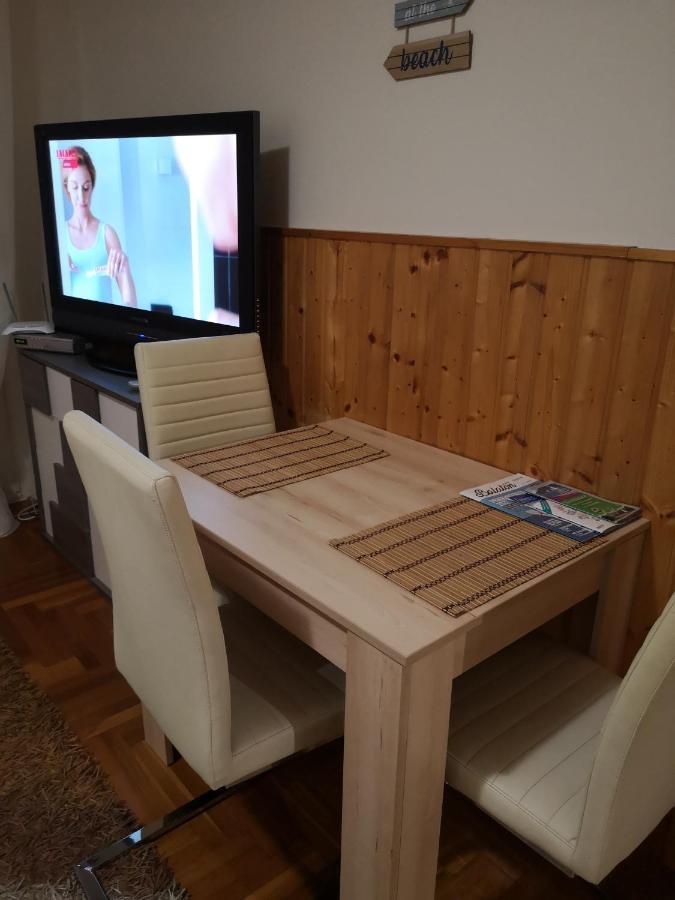 Dorka Apartman Vonyarcvashegy Exterior foto