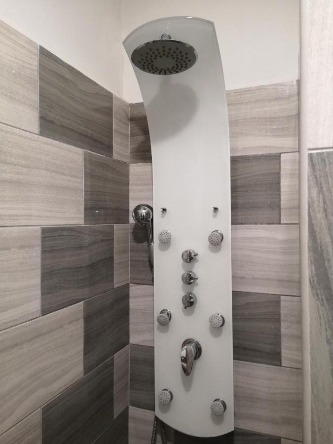 Dorka Apartman Vonyarcvashegy Exterior foto